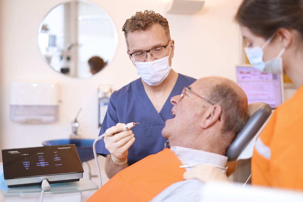 landingapge-zahnarzt-behnsheim-smileplus-oralchirurgie-piezochirurgie-ultraschall-dscf0090 landingapge-zahnarzt-behnsheim-smileplus- oralchirurgie-piezochirurgie-ultraschall-dscf0090