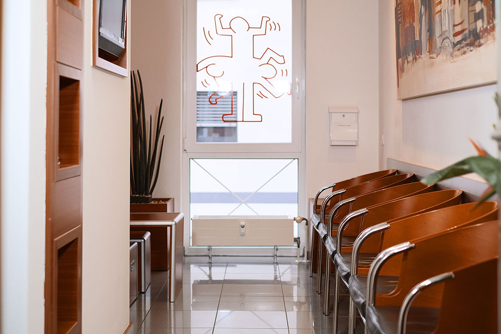 Zahnarzt Bensheim - Dr. Spurzem - Wartezimmer