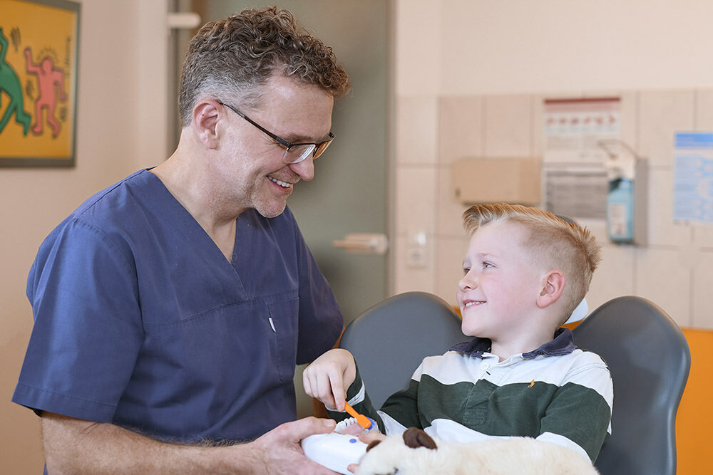 Zahnarzt Bensheim - Dr. Spurzem - Parodontologie - Mundgesundheitsprogramm